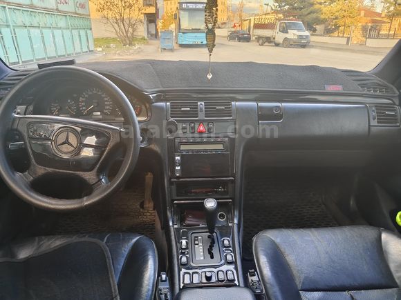 Sahibinden Mercedes - Benz 220 E 1996 Model
