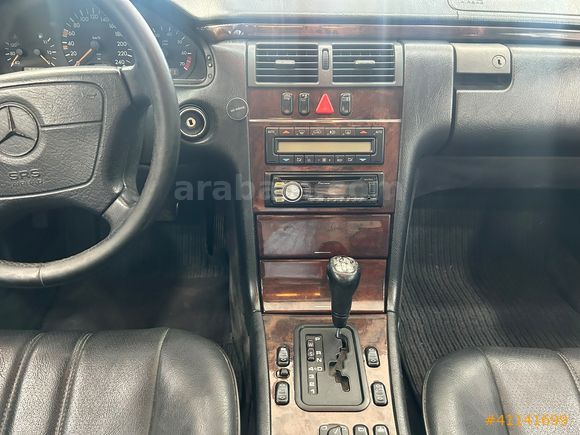1997 MODEL MERCEDES E200 ELEGANCE