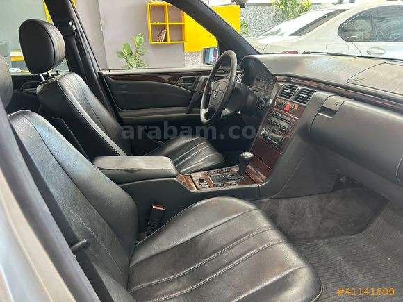 1997 MODEL MERCEDES E200 ELEGANCE