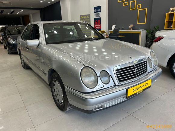 1997 MODEL MERCEDES E200 ELEGANCE