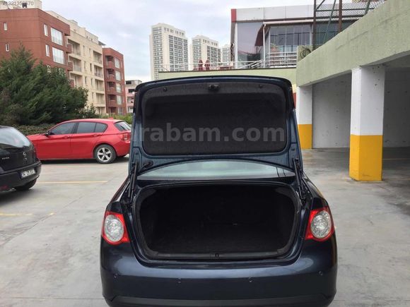 ? İLHAN AUTO'DAN 2009 VOLKSWAGEN JETTA MIDLINE ?