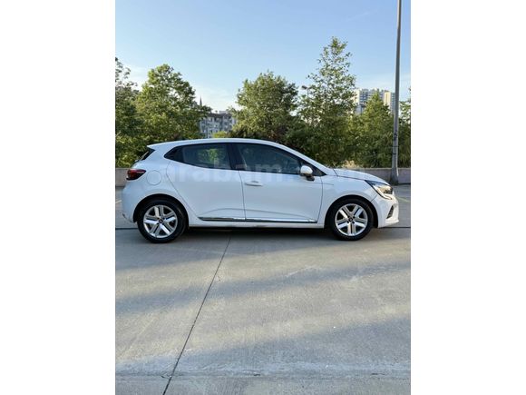Sahibinden Renault Clio 1.0 TCe Touch 2021 Model 