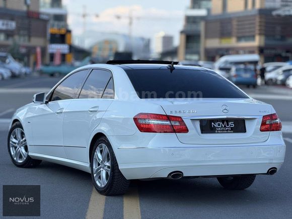 NOVUS'dan 2011 MERCEDES E350CDI 4 MATİC PREMİUM/235.000 KM