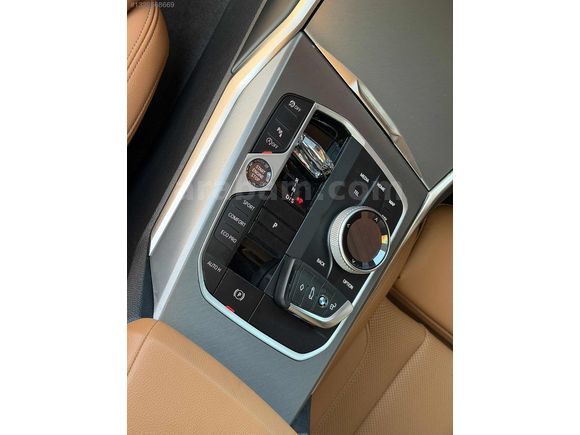2024 320İ EDİTON MSPORT-TABA-E SİM-OTONOM-SHDOW-KRİSTAL-YENİ TİP