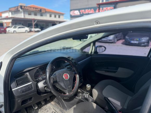 Galeriden Fiat Linea 1.3 Multijet Active Plus 2012 Model Yozgat