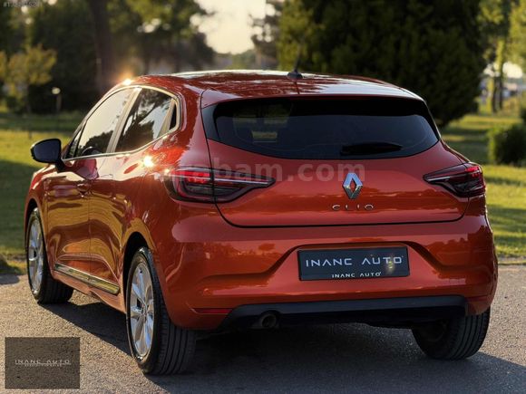 INANC | 2022 Clio Touch | 46.000km | Mercan Turuncu | Hatasız