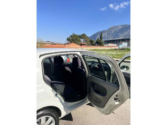 Sahibinden Renault Clio 1.4 Authentique 2007 Model  141.000 km Beyaz