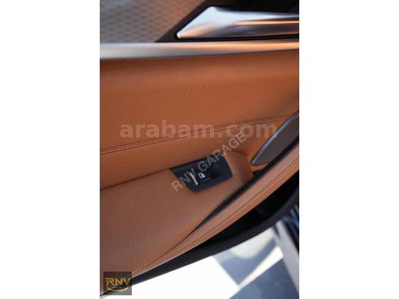 ÖZEL SİPARİŞ KUSRSUZ 5.20i Executive M Sport