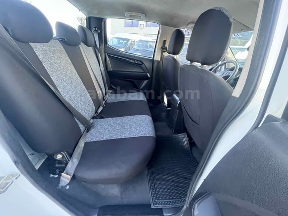 2012 model Isuzu D-Max 2.5 4x4T