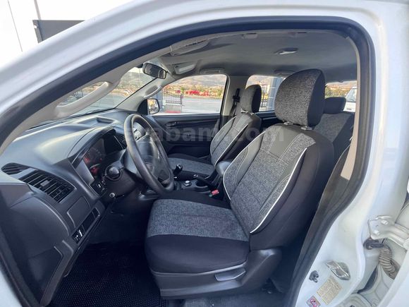2012 model Isuzu D-Max 2.5 4x4T