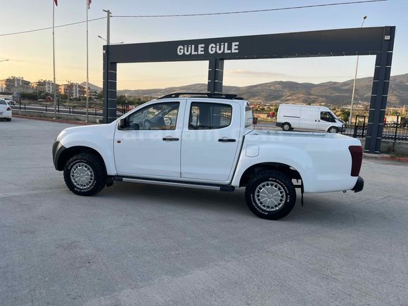 2012 model Isuzu D-Max 2.5 4x4T