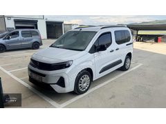 COMBO 2025 BEYAZ MANUEL 16.000KM BOYASIZ
