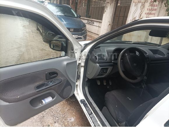 Sahibinden Renault Clio 1.4 Expression 2008 Model