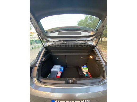 Sahibinden Hatasız Renault Clio 1.0 TCe Touch 2023 Model (Garantisi 06.2028’e kadar devam)