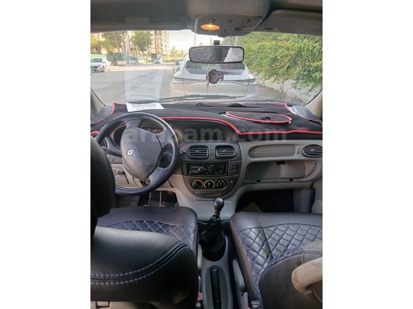 Sahibinden Renault Scenic 1.6 RXT 2000 Model