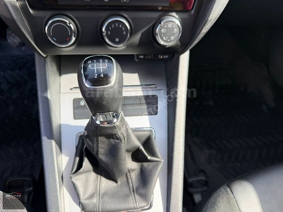NEVZAT OTOMOTİV'DEN 2014 OCTAVIA SW 178BİN KM MANUEL