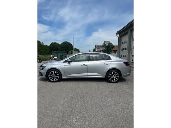 Sahibinden Renault Megane 1.3 TCe Icon 2024 Model