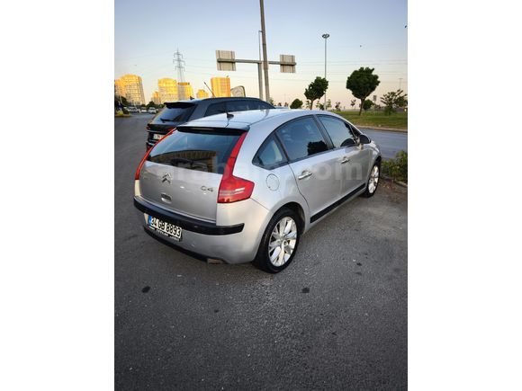5 YILLIK SAHİBİNDEN 2010 C4 OTOMATİK