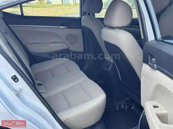 BURAK ** 2018 HYUNDAİ ELANTRA 1.6 CRDİ STYLE PLUS BAKIMLI