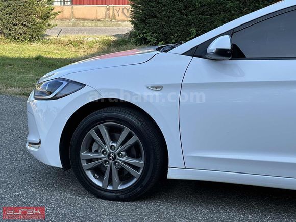 BURAK ** 2018 HYUNDAİ ELANTRA 1.6 CRDİ STYLE PLUS BAKIMLI
