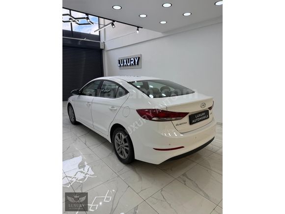 180.000 KM 2017 ELENTRA 1.6CRDİ STYLE PLUS HATASIZ