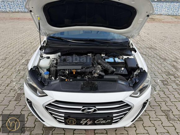 YY CAR'DAN HYUNDAİ ELANTRA 1.6 CRDİ STYLE PLUS SERVİS BAKIMLI
