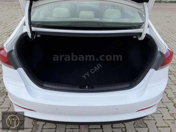 YY CAR'DAN HYUNDAİ ELANTRA 1.6 CRDİ STYLE PLUS SERVİS BAKIMLI