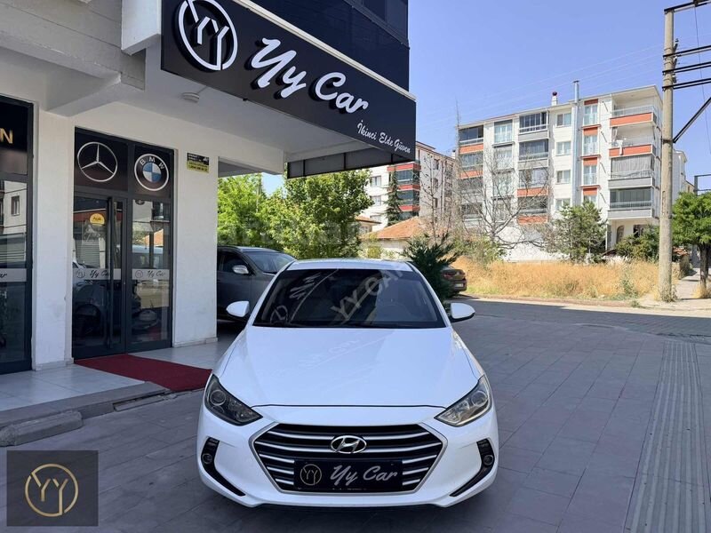 YY CAR'DAN HYUNDAİ ELANTRA 1.6 CRDİ STYLE PLUS SERVİS BAKIMLI