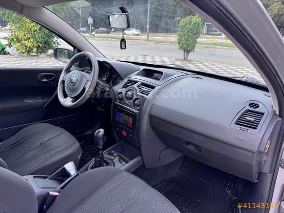 HATASIZ BOYASIZ DEĞİŞENSİZ MEGANE 1.4 BENZİN LPG