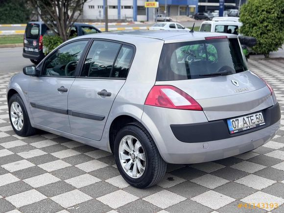 HATASIZ BOYASIZ DEĞİŞENSİZ MEGANE 1.4 BENZİN LPG