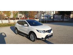 Sahibinden Nissan Qashqai 1.2 DIG-T Sky Pack 2015 Model  126.000 km Beyaz