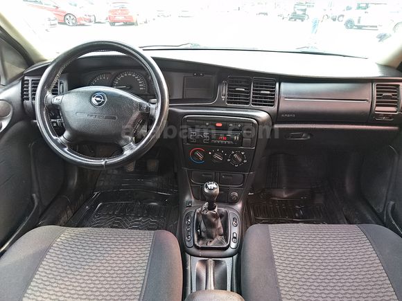 2001 MODEL 1.6 MOTOR OPEL VECTRA ARAYANLARA