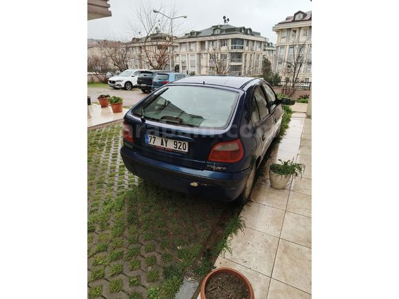 Sahibinden Renault Megane 1.6 Coupe Expression 2002 Model  280.000 km Mavi