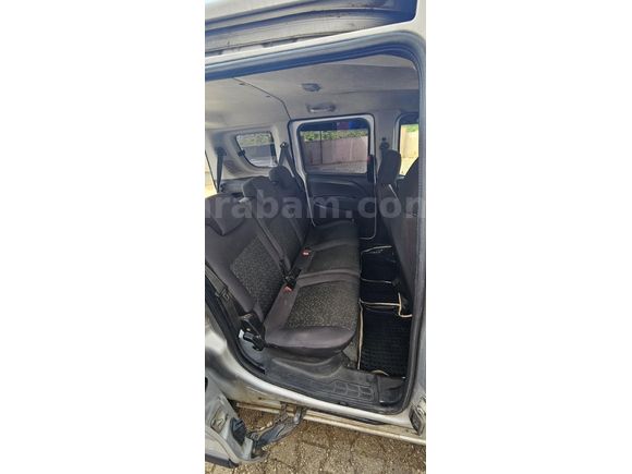 otomobil ruhsatlı Doblo 7 kişilik  hususi