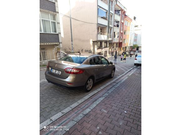 icon görünümlü extrem pakette temiz aile aracım satılıktır