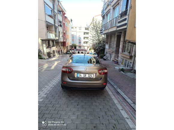 icon görünümlü extrem pakette temiz aile aracım satılıktır