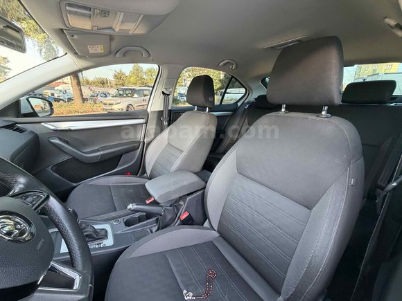 Sahibinden Skoda Octavia 1.6 TDI Optimal 2019 Model 