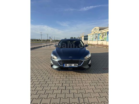 Sahibinden Ford Focus 1.5 TDCi Titanium 2019 Model  110.100 km Lacivert