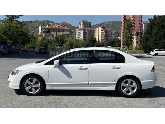 Honda CıVıC Elegance Otomatik 168 KM Orjinal 