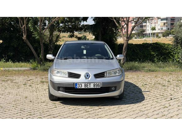 Sahibinden Renault Megane 1.5 dCi Dynamique 2006 Model  270.000 km Gri (Gümüş)