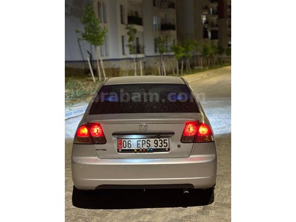 Sahibinden Honda Civic 1.6i VTEC ES 2003 Model  318.000 km Gri