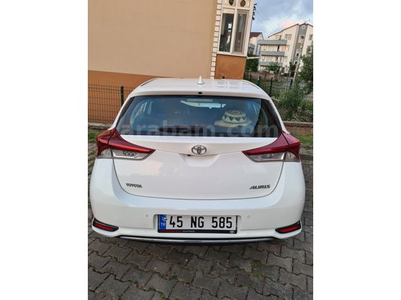 Sahibinden Toyota Auris 1.6 Active 2015 Model