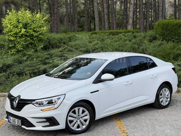 Galeriden Renault Megane 1.3 TCe Joy Comfort 2021 Model Ankara