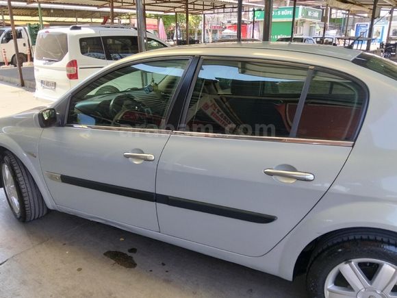 Sahibinden Renault Megane 1.6 Dynamique 2004 Model
