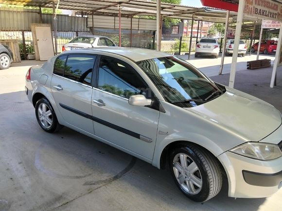 Sahibinden Renault Megane 1.6 Dynamique 2004 Model