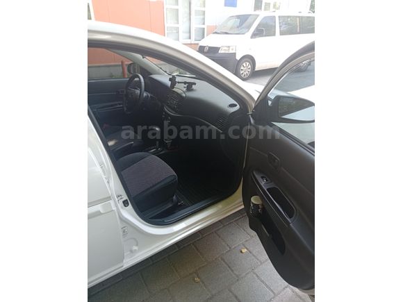 Sahibinden Hyundai Accent Era 1.5 CRDi Team 2010 Model