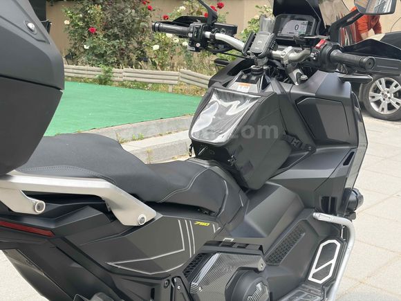 TORPİL GARAGE-2023 HONDA X-ADV 750 
