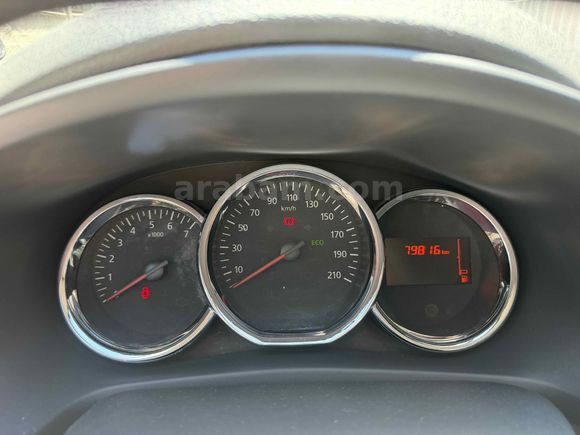 Sahibinden Dacia Sandero 0.9 TCe Stepway Easy-R 2016 Model 