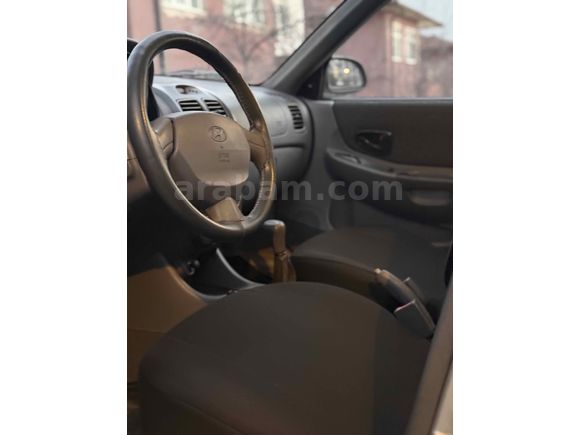 İLK SAHİBİNDEN HATASIZ 2002 MODEL 1.3 LX KLİMA ÇİFT EİRBEG ABS KLİMA  194 BİN  KM