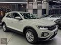 17.000 KM* 2024 VOLKSWAGEN T-ROC 1.5 TSI LIFE*HAYALET/OTO.PARK*